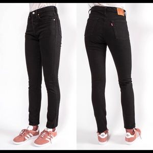 Levi's 501 Skinny Jeans Black Button Fly 25 x 30